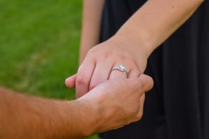 What Type Of Engagement Ring Should I Buy To Impress My Bride?